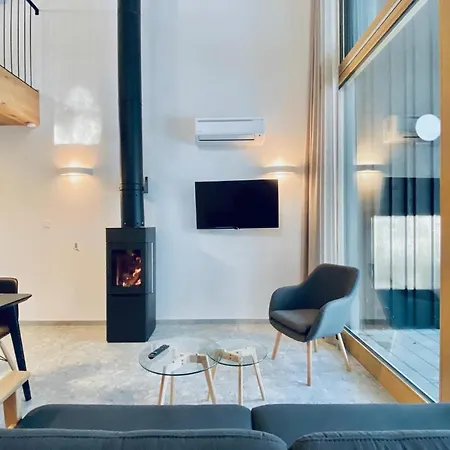 Semesterbostad Awesome In W/ 2 Bedrooms *