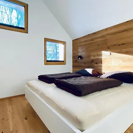 Awesome In W/ 2 Bedrooms