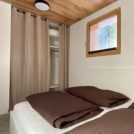 Semesterbostad Awesome In W/ 2 Bedrooms Zreče