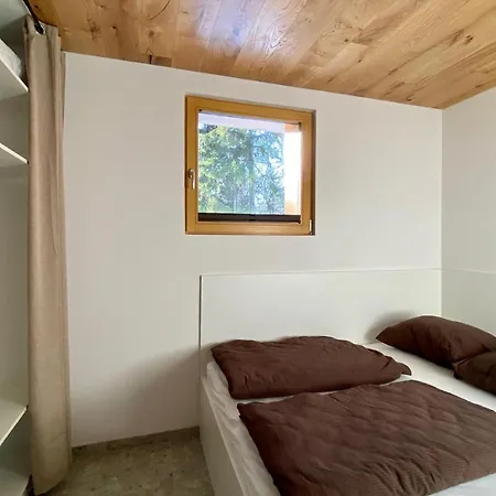 Semesterbostad Awesome In W/ 2 Bedrooms Zreče